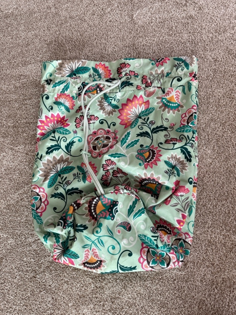 Floral Drawstring Tote Bag in Mint and Multicolor